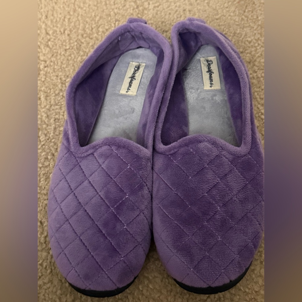 Dearfoams Lavender Quilted Slippers